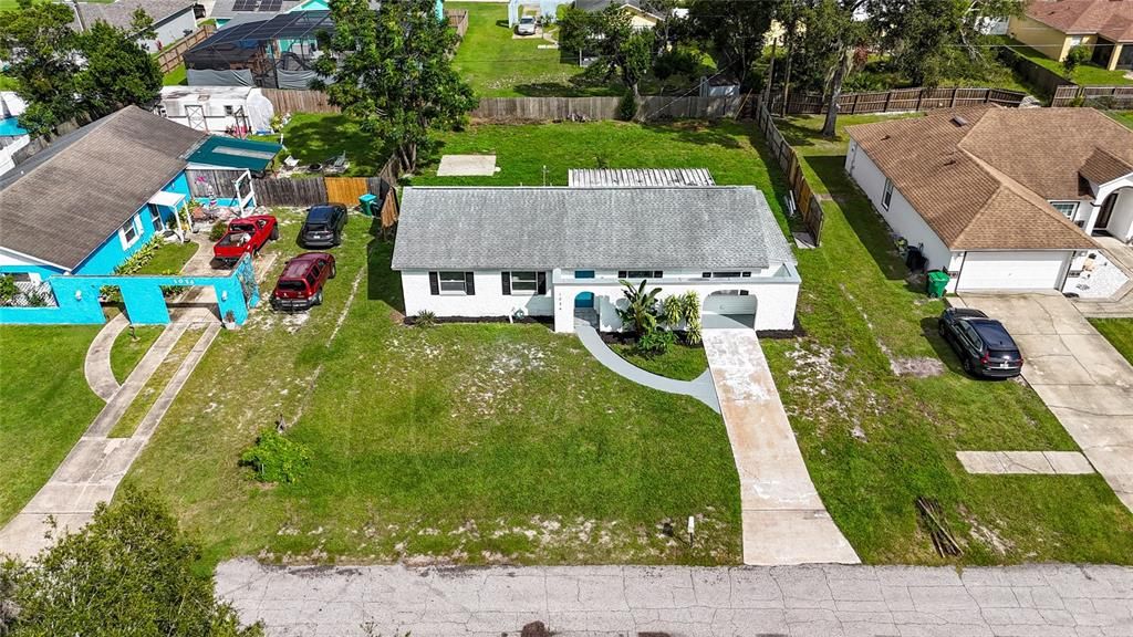 For Rent: $2,275 (4 beds, 2 baths, 1148 Square Feet)