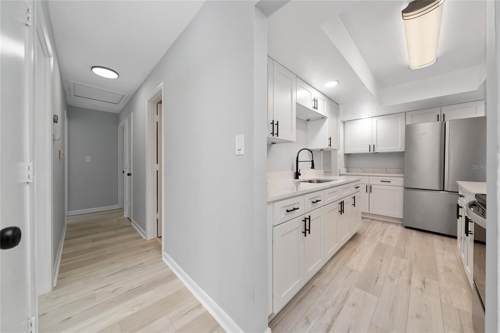 For Rent: $2,275 (4 beds, 2 baths, 1148 Square Feet)