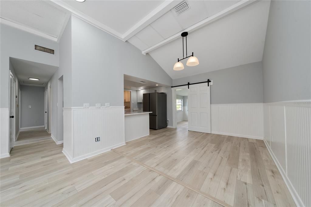 For Rent: $2,275 (4 beds, 2 baths, 1148 Square Feet)