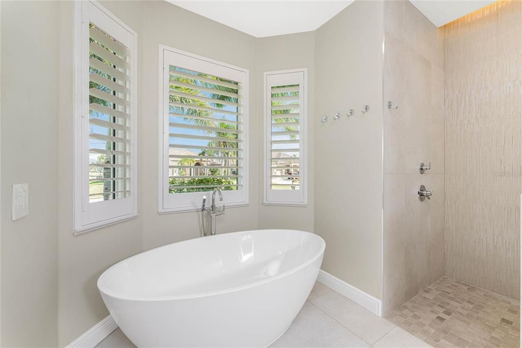 待售: $1,470,000 (3 贝兹, 3 浴室, 2549 平方英尺)