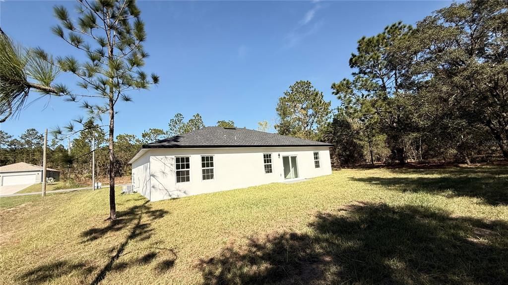 出租: $2,100 (4 贝兹, 2 浴室, 1774 平方英尺)