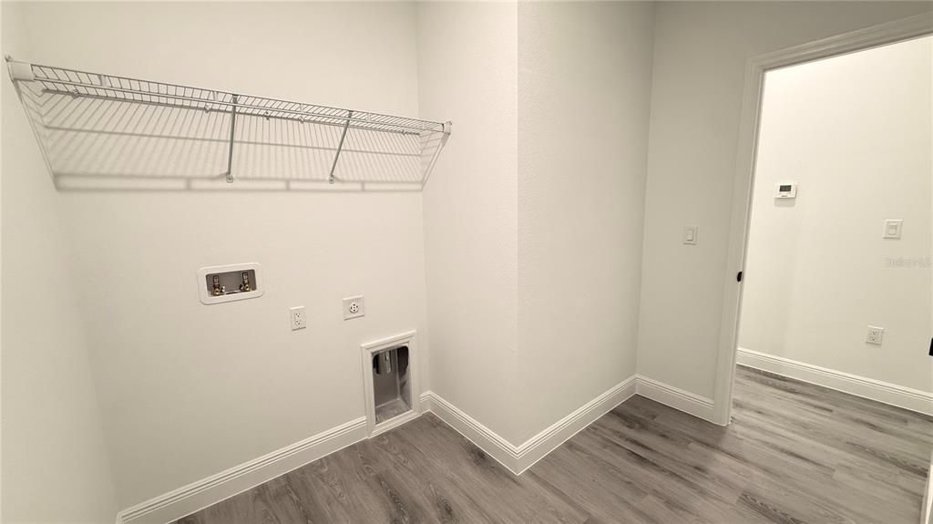 出租: $2,100 (4 贝兹, 2 浴室, 1774 平方英尺)