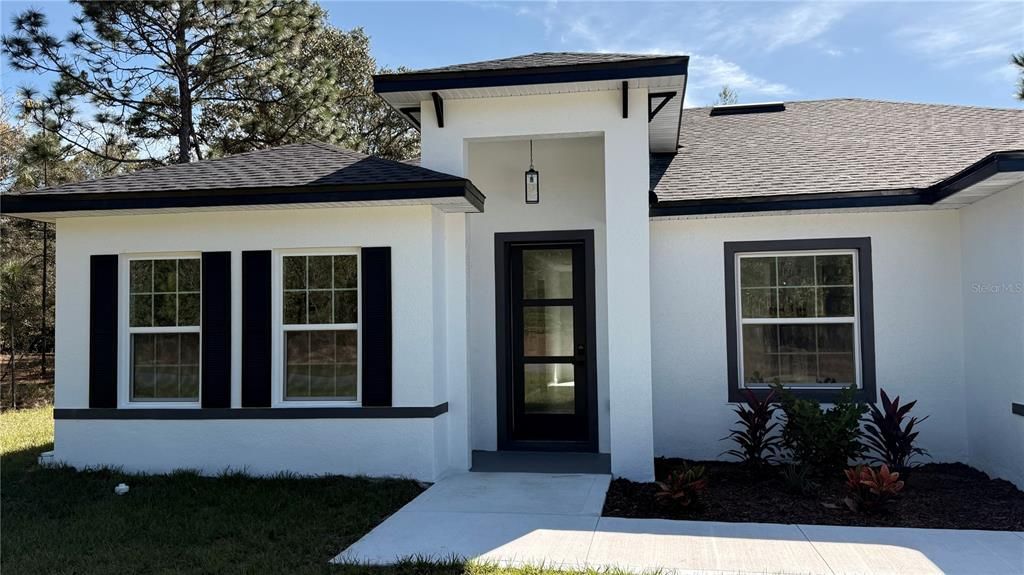 出租: $2,100 (4 贝兹, 2 浴室, 1774 平方英尺)