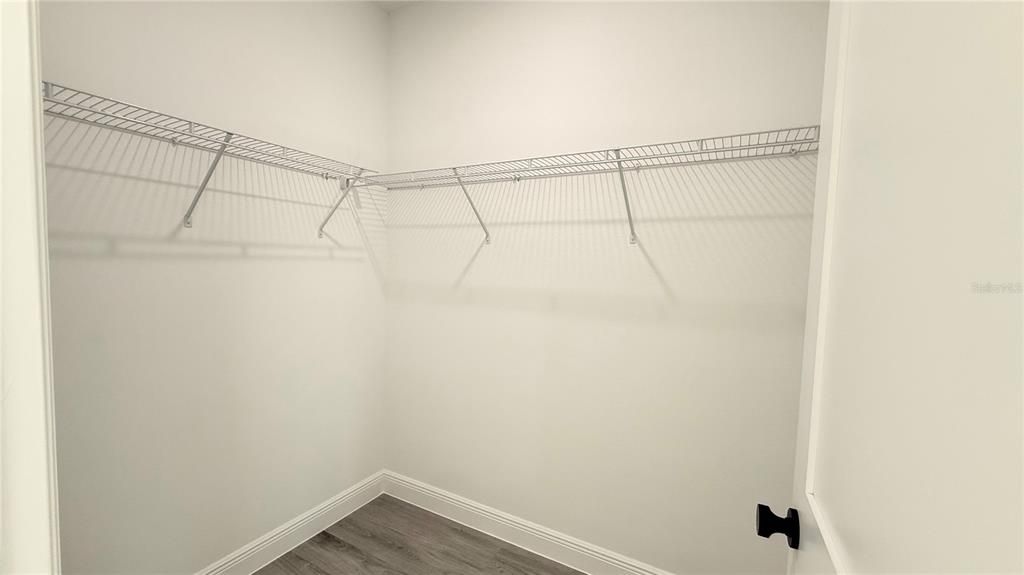 出租: $2,100 (4 贝兹, 2 浴室, 1774 平方英尺)