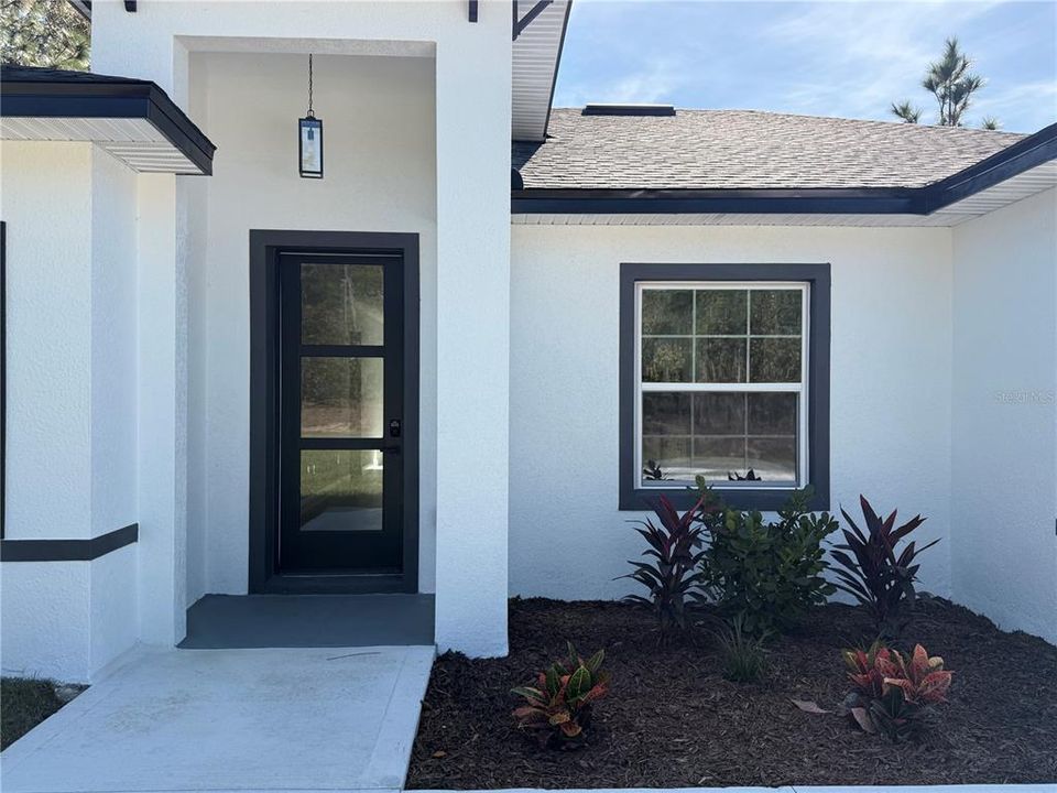 出租: $2,100 (4 贝兹, 2 浴室, 1774 平方英尺)