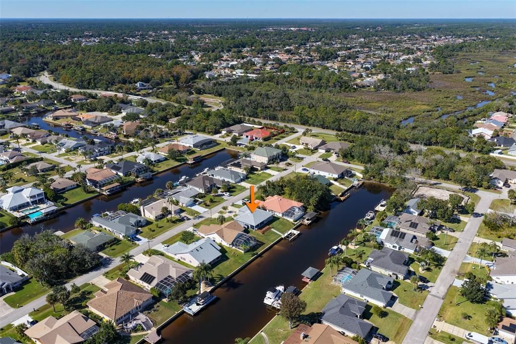 Под контрактом: $632,700 (3 спален, 2 ванн, 1852 Квадратных фут)