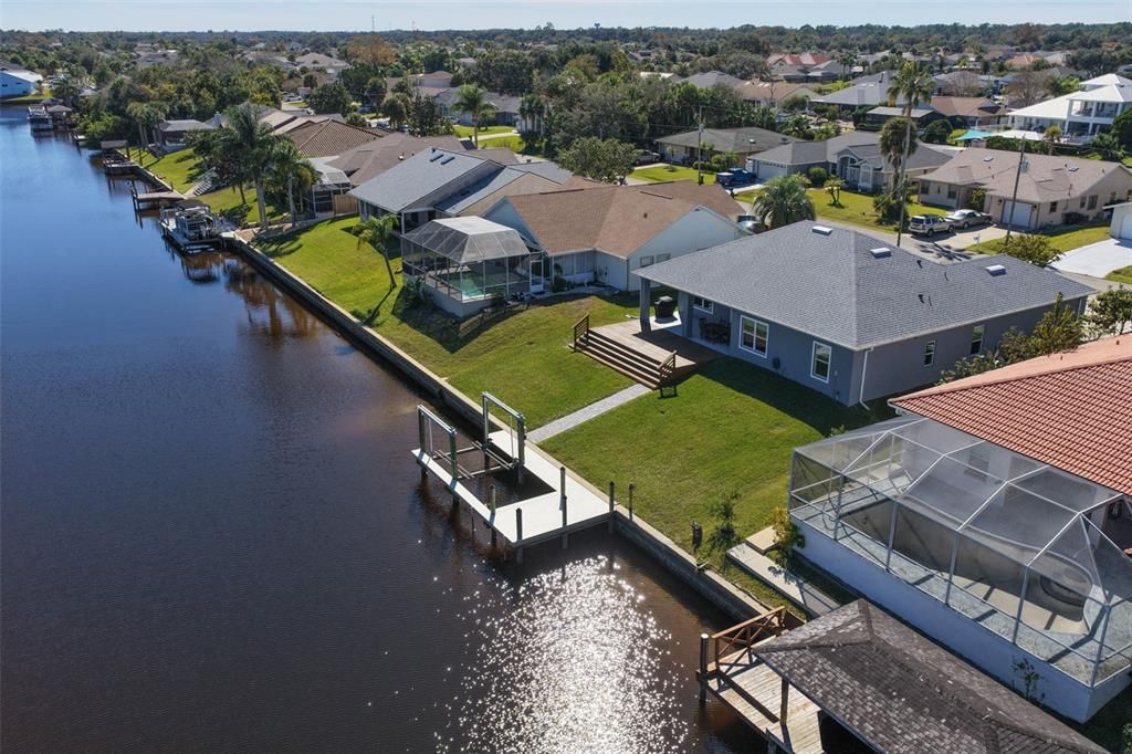 Под контрактом: $632,700 (3 спален, 2 ванн, 1852 Квадратных фут)