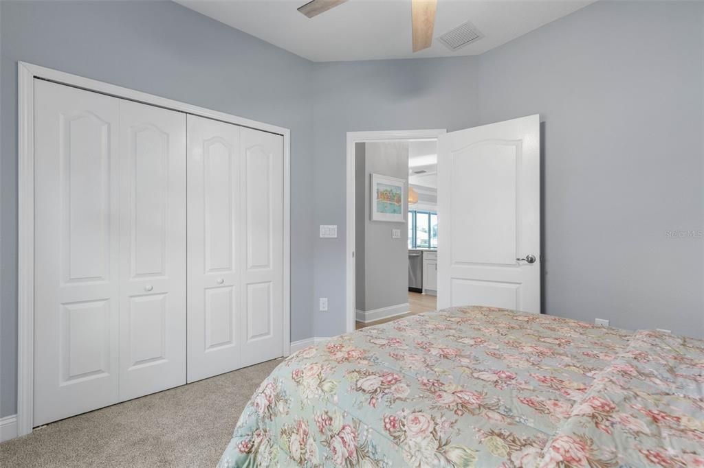 Под контрактом: $632,700 (3 спален, 2 ванн, 1852 Квадратных фут)