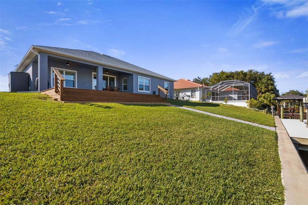 Под контрактом: $632,700 (3 спален, 2 ванн, 1852 Квадратных фут)