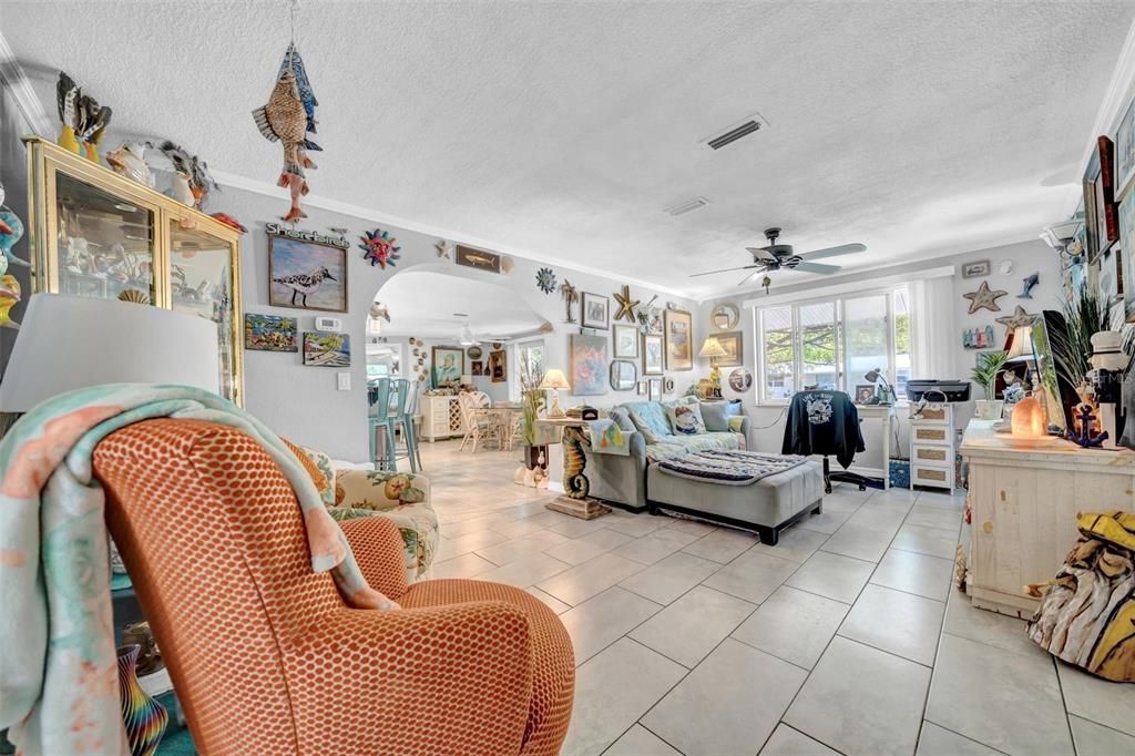 For Sale: $329,900 (4 beds, 2 baths, 1858 Square Feet)