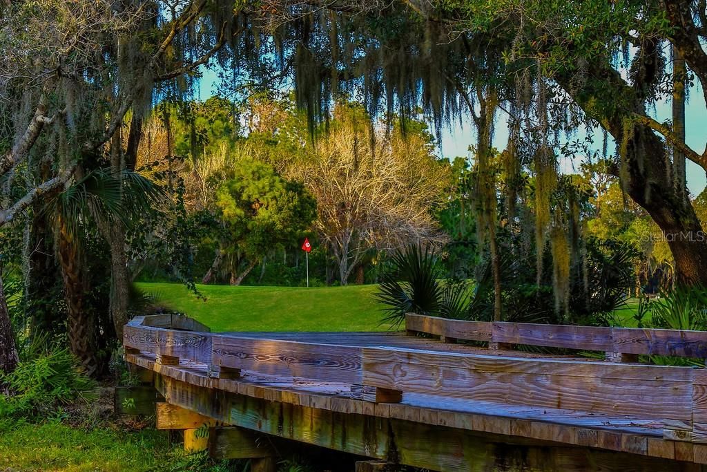 For Sale: $475,000 (2 beds, 2 baths, 1933 Square Feet)