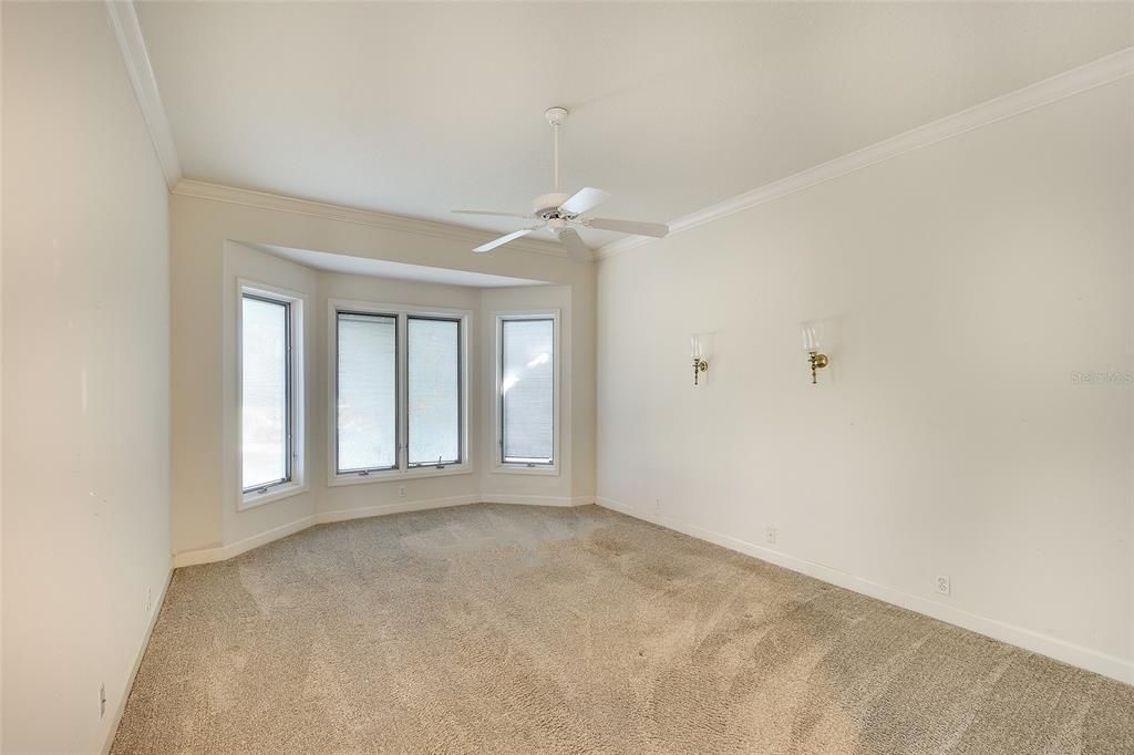 For Sale: $475,000 (2 beds, 2 baths, 1933 Square Feet)