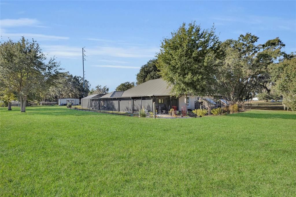 На продажу: $575,000 (3 спален, 2 ванн, 2356 Квадратных фут)