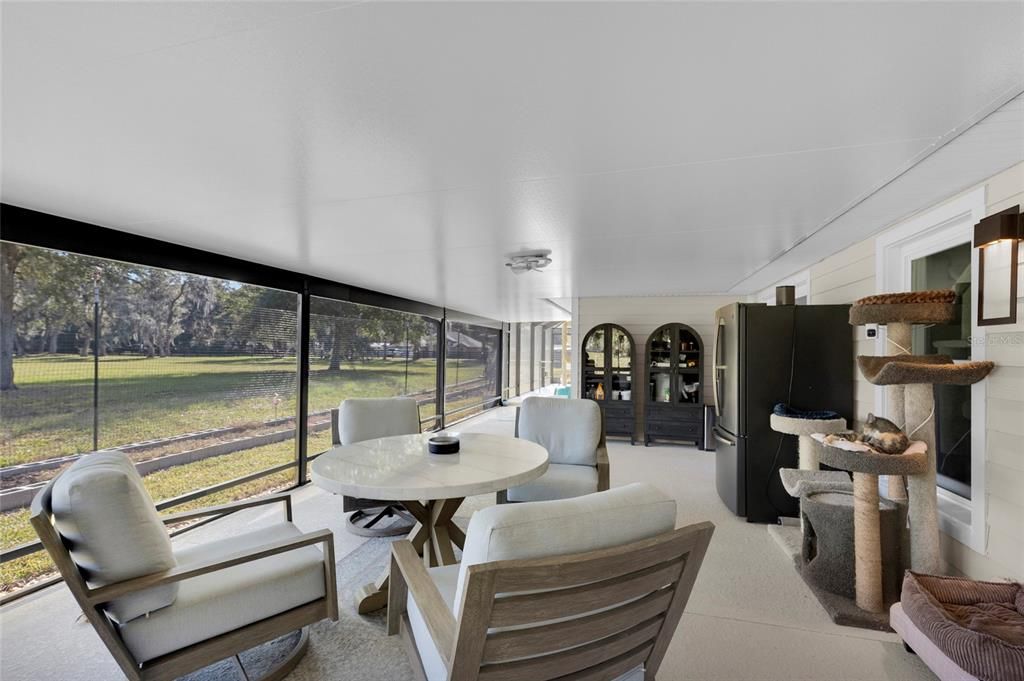 На продажу: $575,000 (3 спален, 2 ванн, 2356 Квадратных фут)