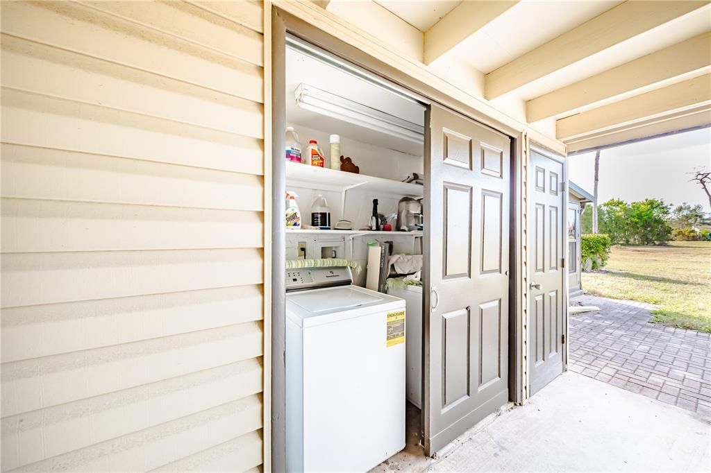 待售: $229,000 (2 贝兹, 2 浴室, 1154 平方英尺)