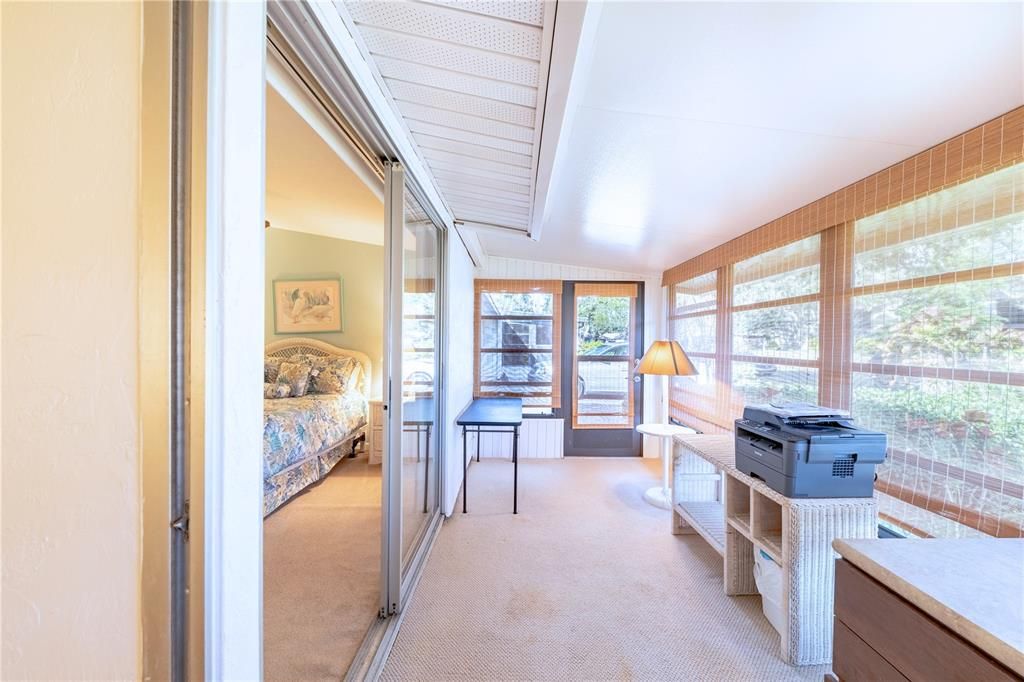 待售: $229,000 (2 贝兹, 2 浴室, 1154 平方英尺)