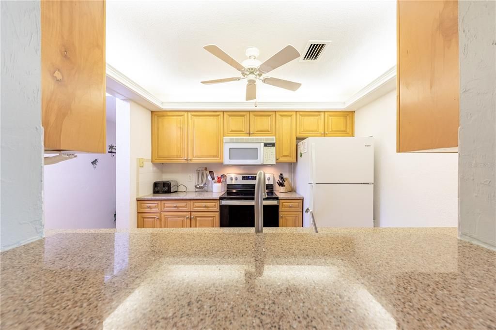 待售: $229,000 (2 贝兹, 2 浴室, 1154 平方英尺)