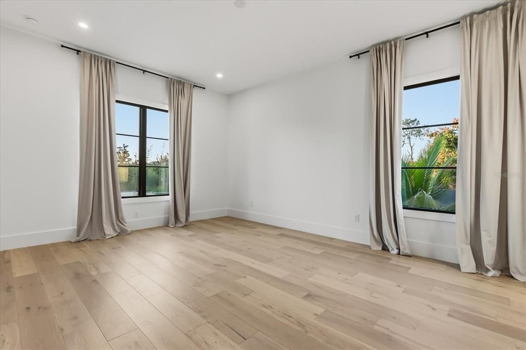 En Venta: $2,350,000 (5 camas, 6 baños, 4506 Pies cuadrados)