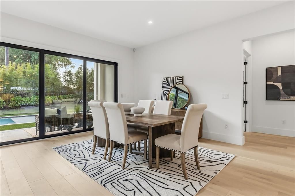 En Venta: $2,350,000 (5 camas, 6 baños, 4506 Pies cuadrados)