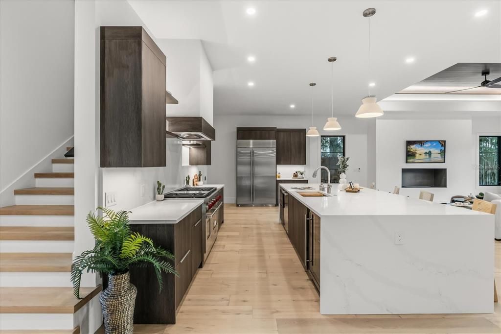 En Venta: $2,350,000 (5 camas, 6 baños, 4506 Pies cuadrados)