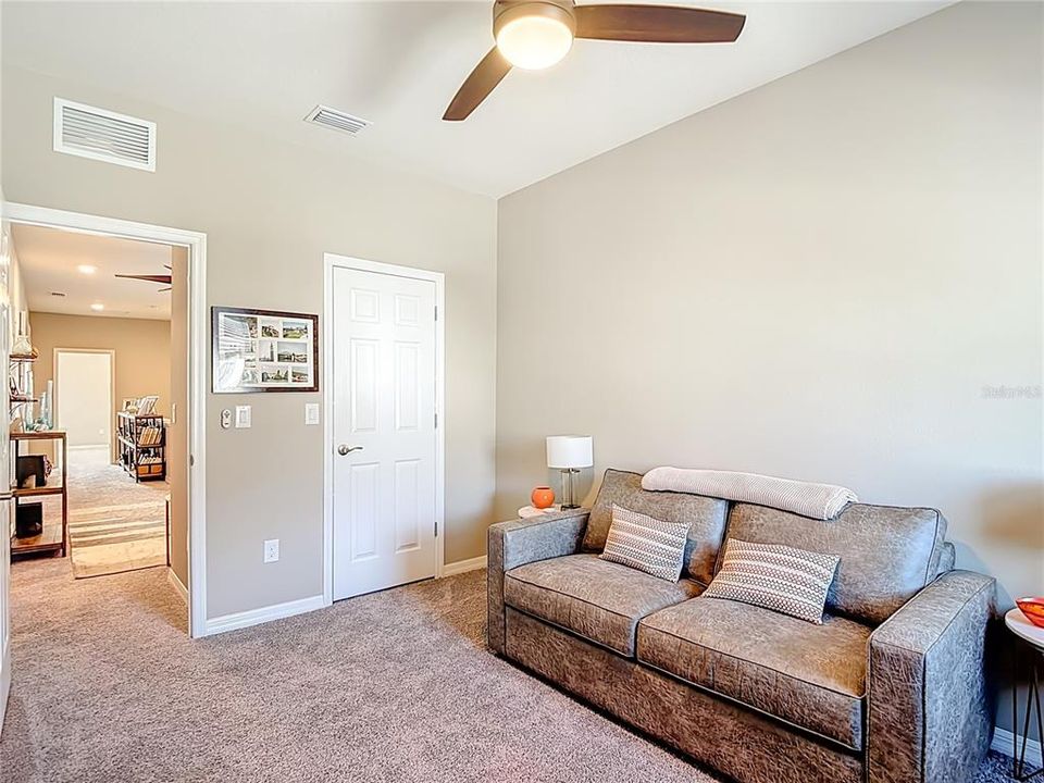 Active With Contract: $374,000 (3 beds, 2 baths, 1920 Square Feet)