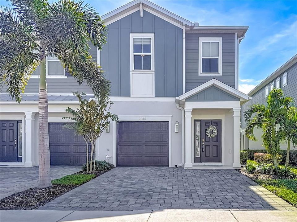 Active With Contract: $374,000 (3 beds, 2 baths, 1920 Square Feet)