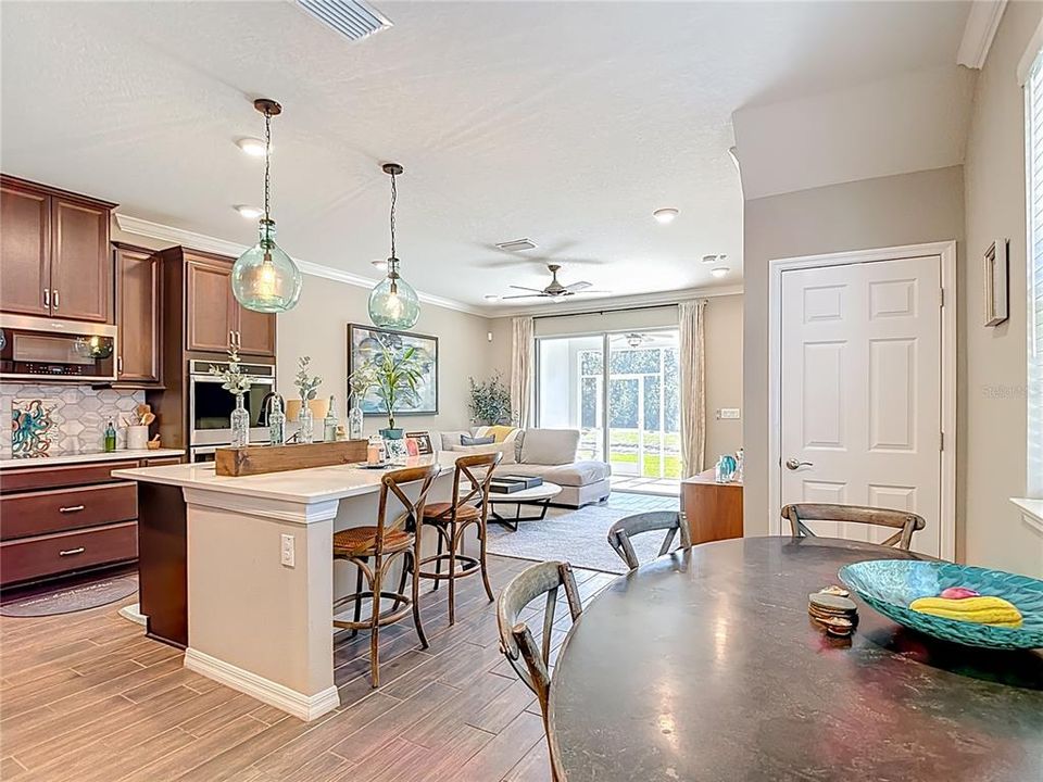 Active With Contract: $374,000 (3 beds, 2 baths, 1920 Square Feet)