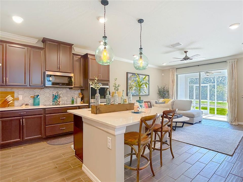 Active With Contract: $374,000 (3 beds, 2 baths, 1920 Square Feet)