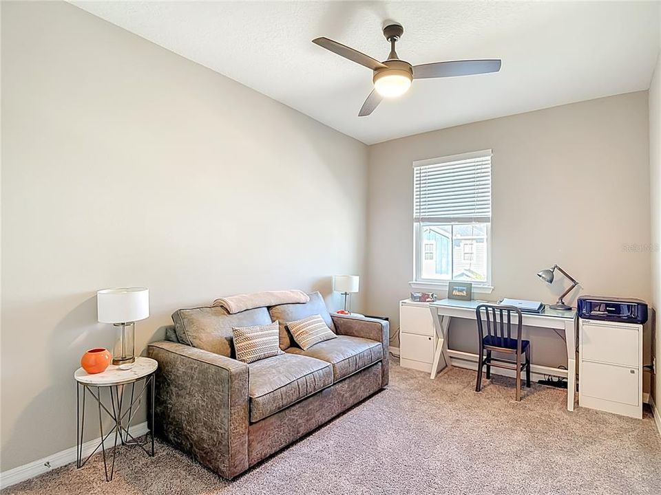 Active With Contract: $374,000 (3 beds, 2 baths, 1920 Square Feet)