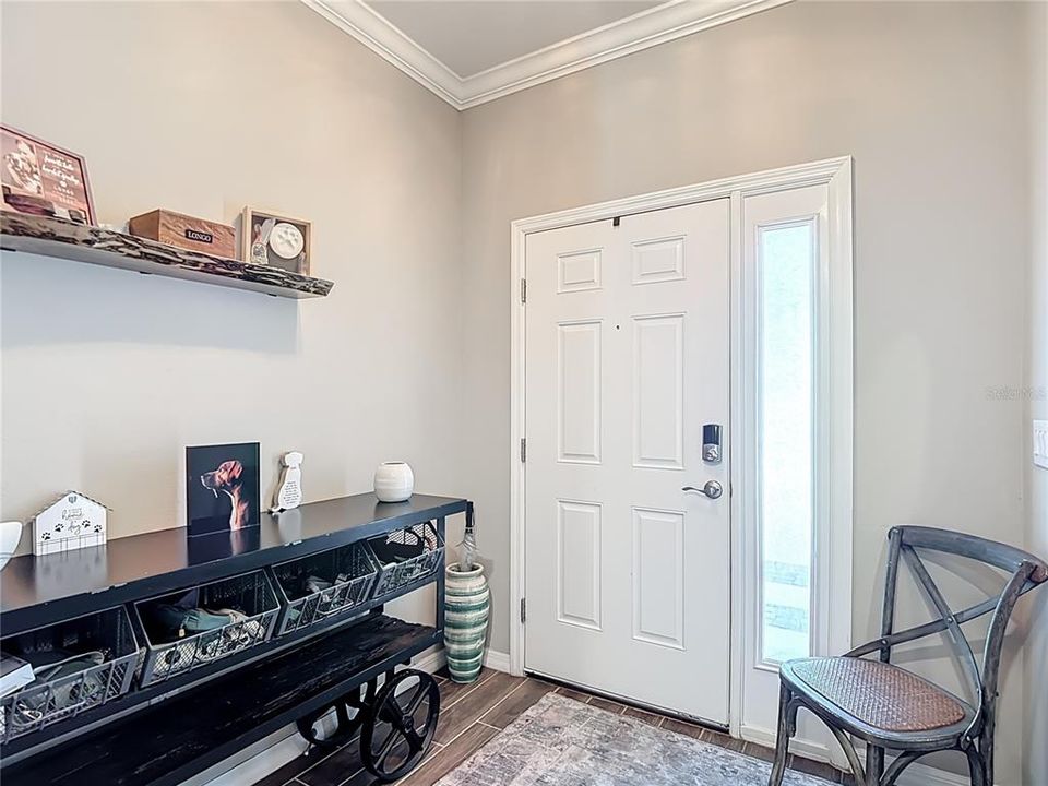 Active With Contract: $374,000 (3 beds, 2 baths, 1920 Square Feet)