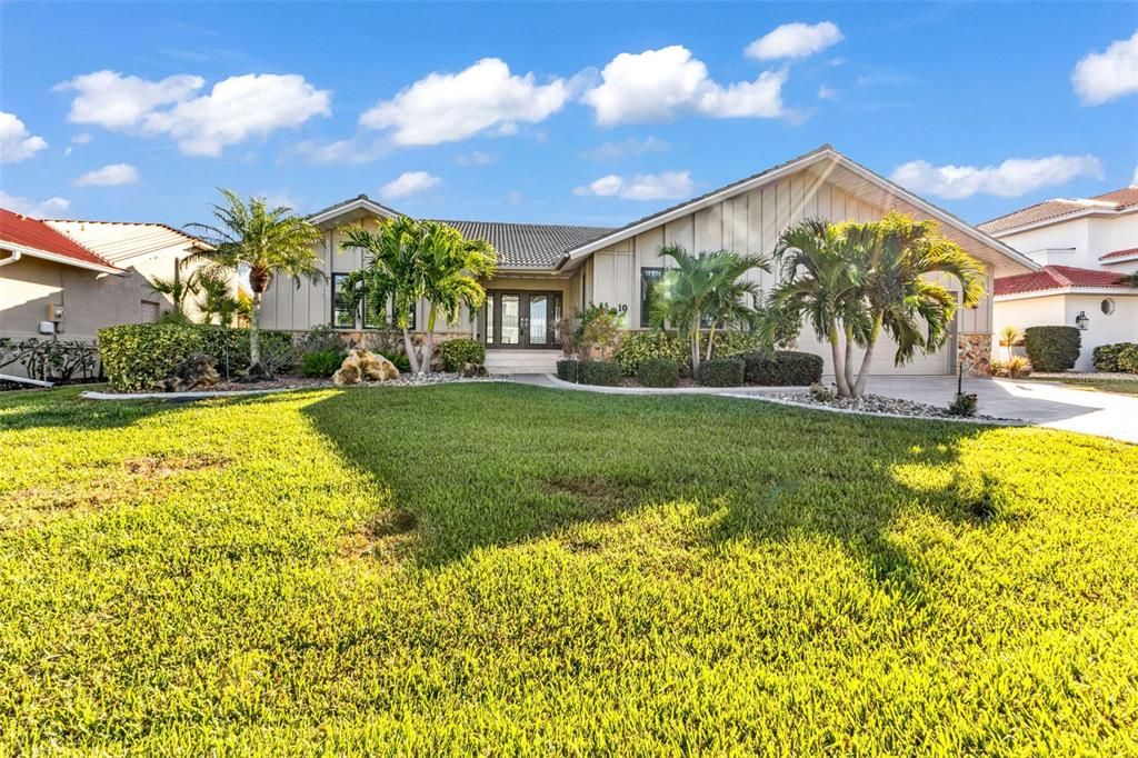 待售: $999,000 (3 贝兹, 3 浴室, 2731 平方英尺)