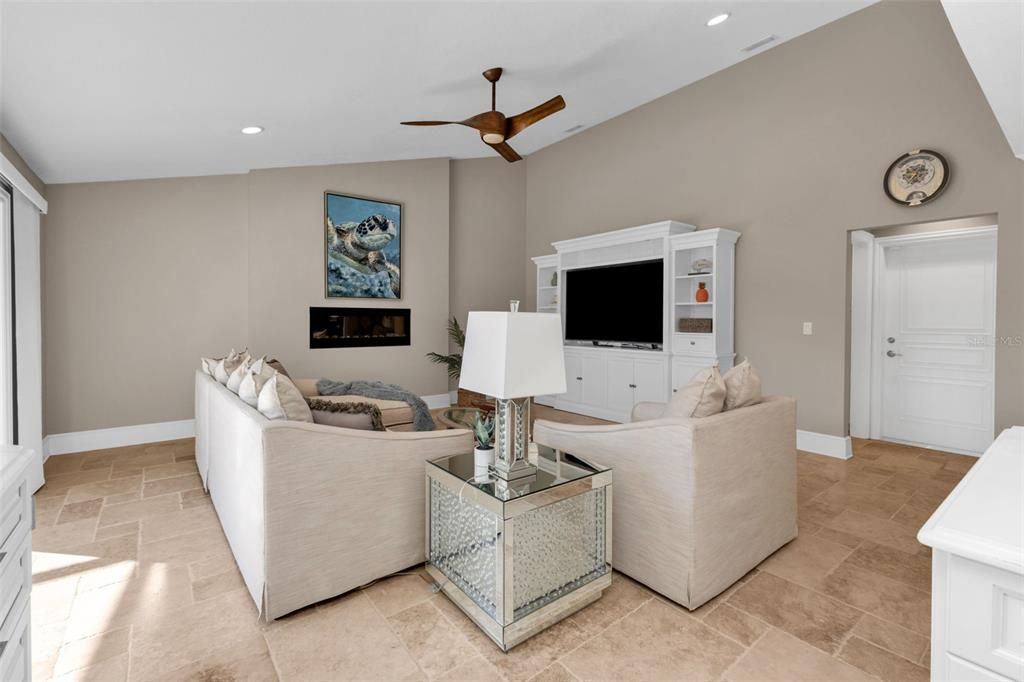 待售: $999,000 (3 贝兹, 3 浴室, 2731 平方英尺)