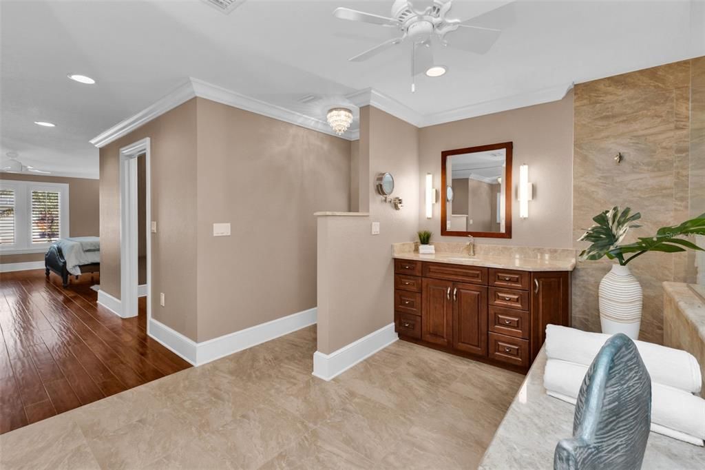 待售: $999,000 (3 贝兹, 3 浴室, 2731 平方英尺)