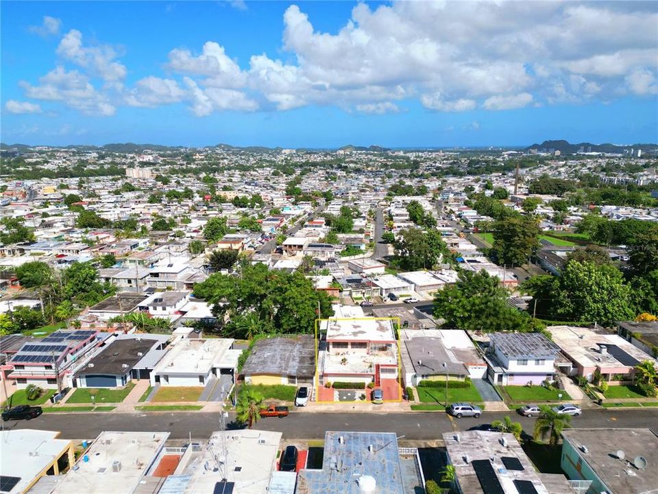 Под контрактом: $290,000 (7 спален, 0 ванн, 2940 Квадратных фут)