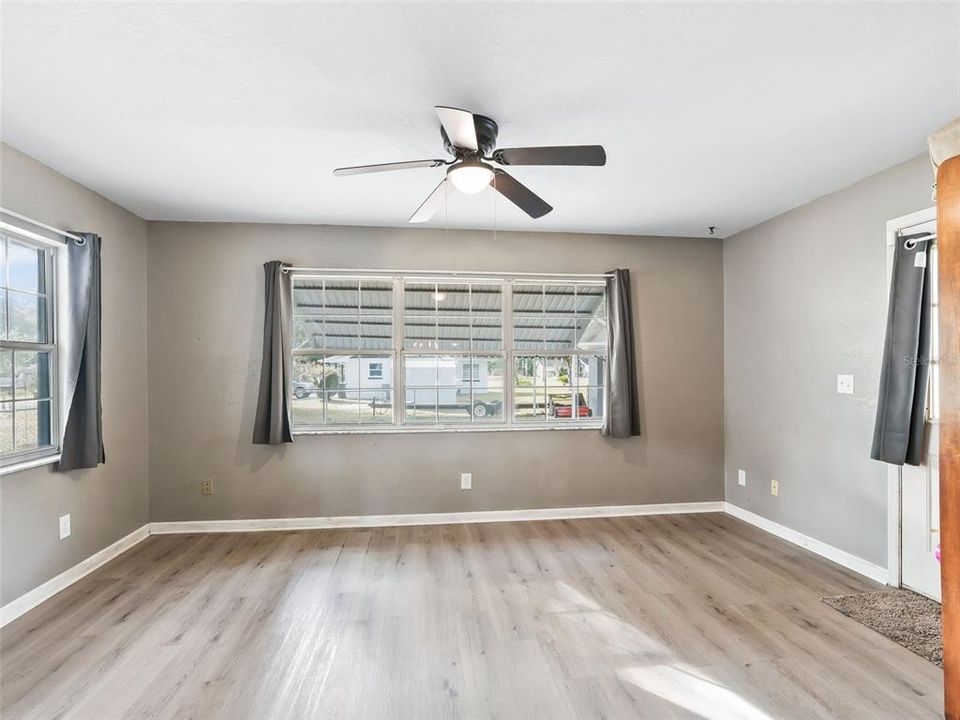 На продажу: $289,000 (3 спален, 2 ванн, 1786 Квадратных фут)