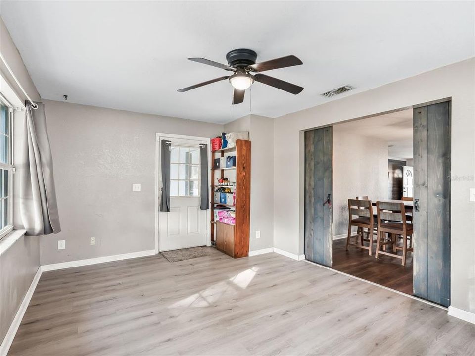 На продажу: $289,000 (3 спален, 2 ванн, 1786 Квадратных фут)