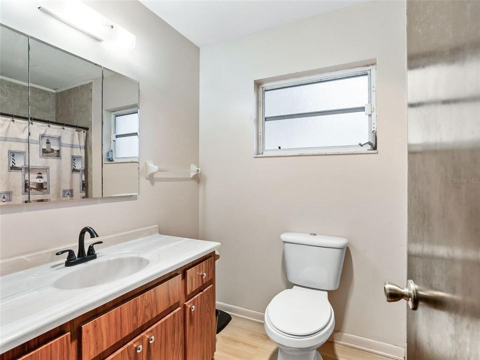 На продажу: $289,000 (3 спален, 2 ванн, 1786 Квадратных фут)