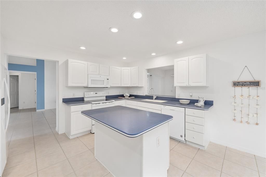 На продажу: $416,000 (3 спален, 2 ванн, 1667 Квадратных фут)