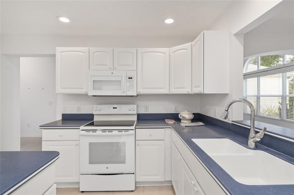 На продажу: $416,000 (3 спален, 2 ванн, 1667 Квадратных фут)