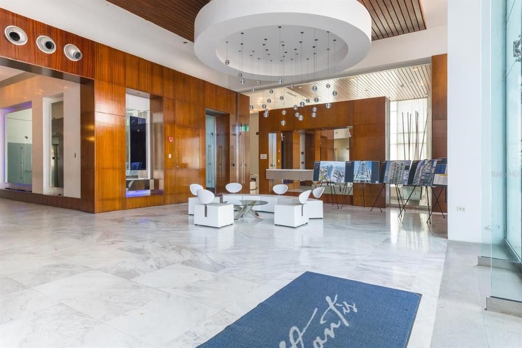 En Renta: $4,750 (2 camas, 2 baños, 1126 Pies cuadrados)