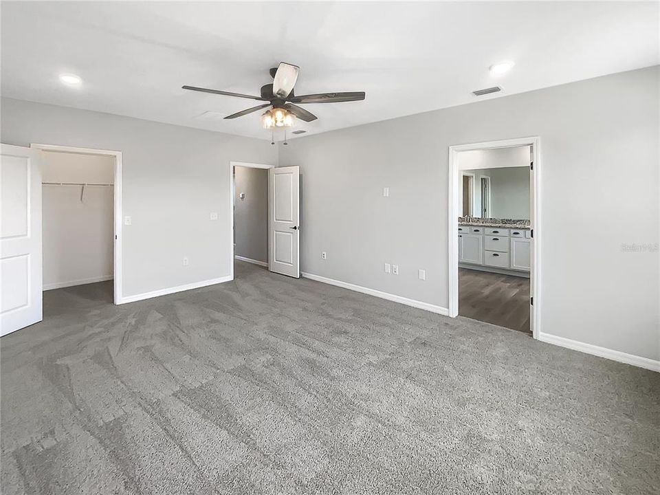 Active With Contract: $523,000 (5 beds, 3 baths, 2756 Square Feet)