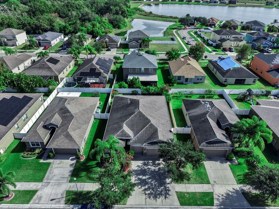 На продажу: $389,900 (4 спален, 3 ванн, 2264 Квадратных фут)