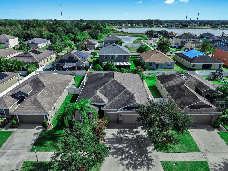 На продажу: $389,900 (4 спален, 3 ванн, 2264 Квадратных фут)