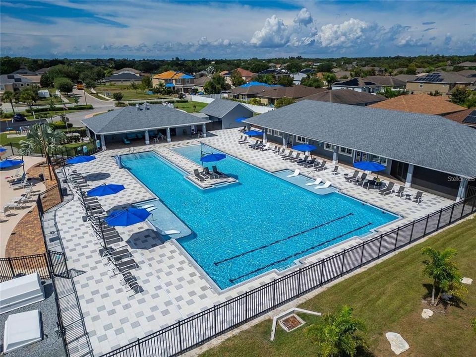 На продажу: $389,900 (4 спален, 3 ванн, 2264 Квадратных фут)