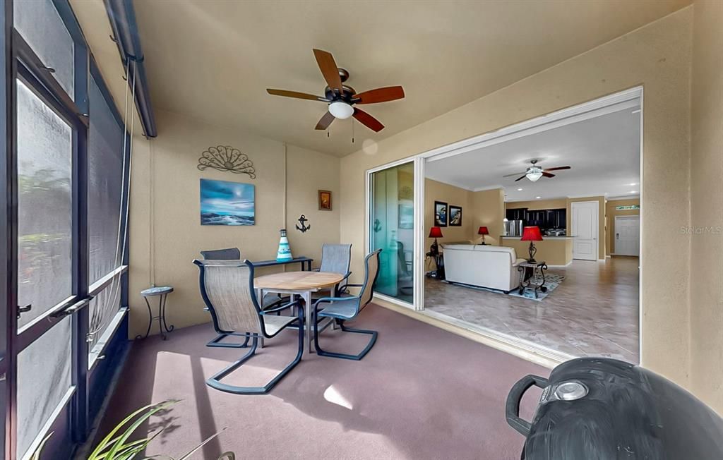 На продажу: $389,900 (4 спален, 3 ванн, 2264 Квадратных фут)