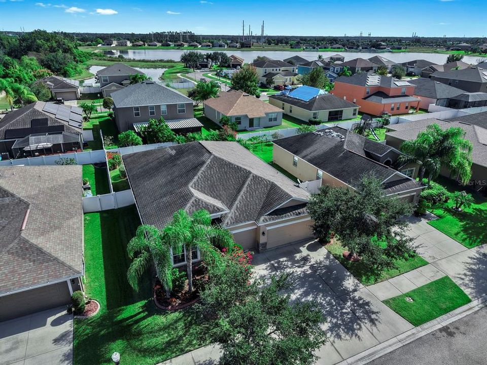 На продажу: $389,900 (4 спален, 3 ванн, 2264 Квадратных фут)