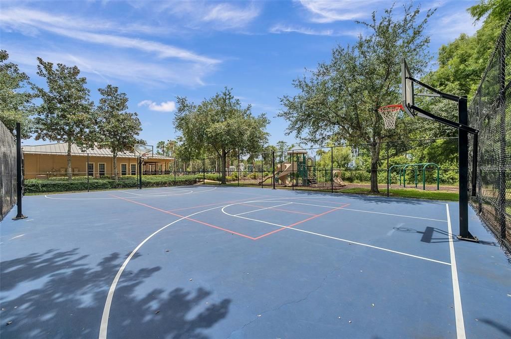 For Rent: $2,200 (3 beds, 2 baths, 1666 Square Feet)