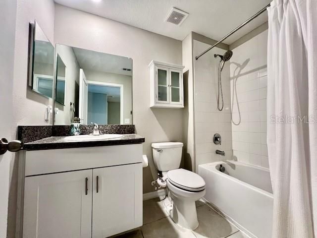 For Rent: $2,200 (3 beds, 2 baths, 1666 Square Feet)