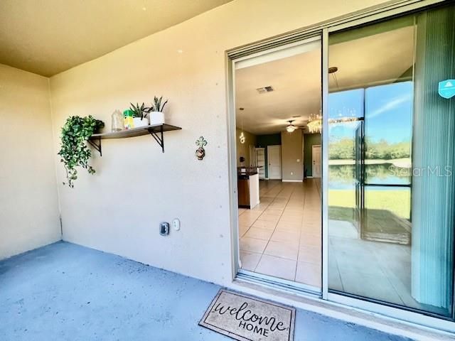 For Rent: $2,200 (3 beds, 2 baths, 1666 Square Feet)