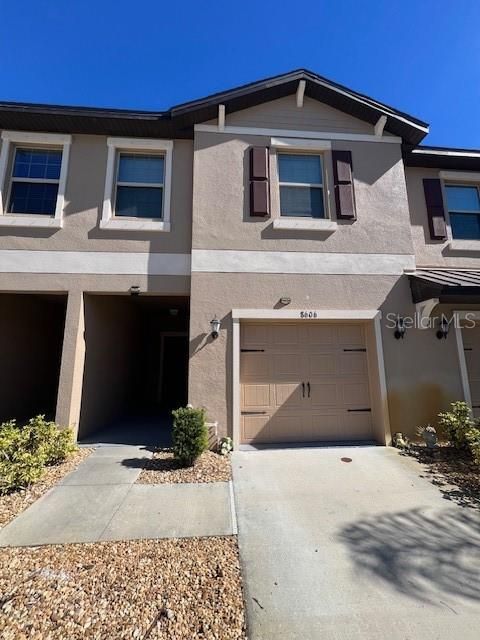 For Rent: $2,200 (3 beds, 2 baths, 1666 Square Feet)